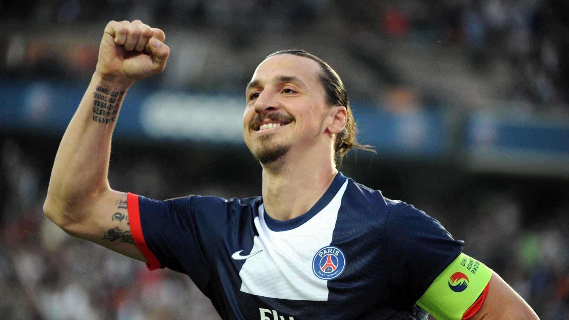 红土与硬地的交响，德约科维奇跨越时空的双线鏖战